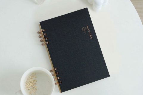 Mẫu Sổ Tay Gáy Xoắn Phong Cách Minimalist Cao Cấp